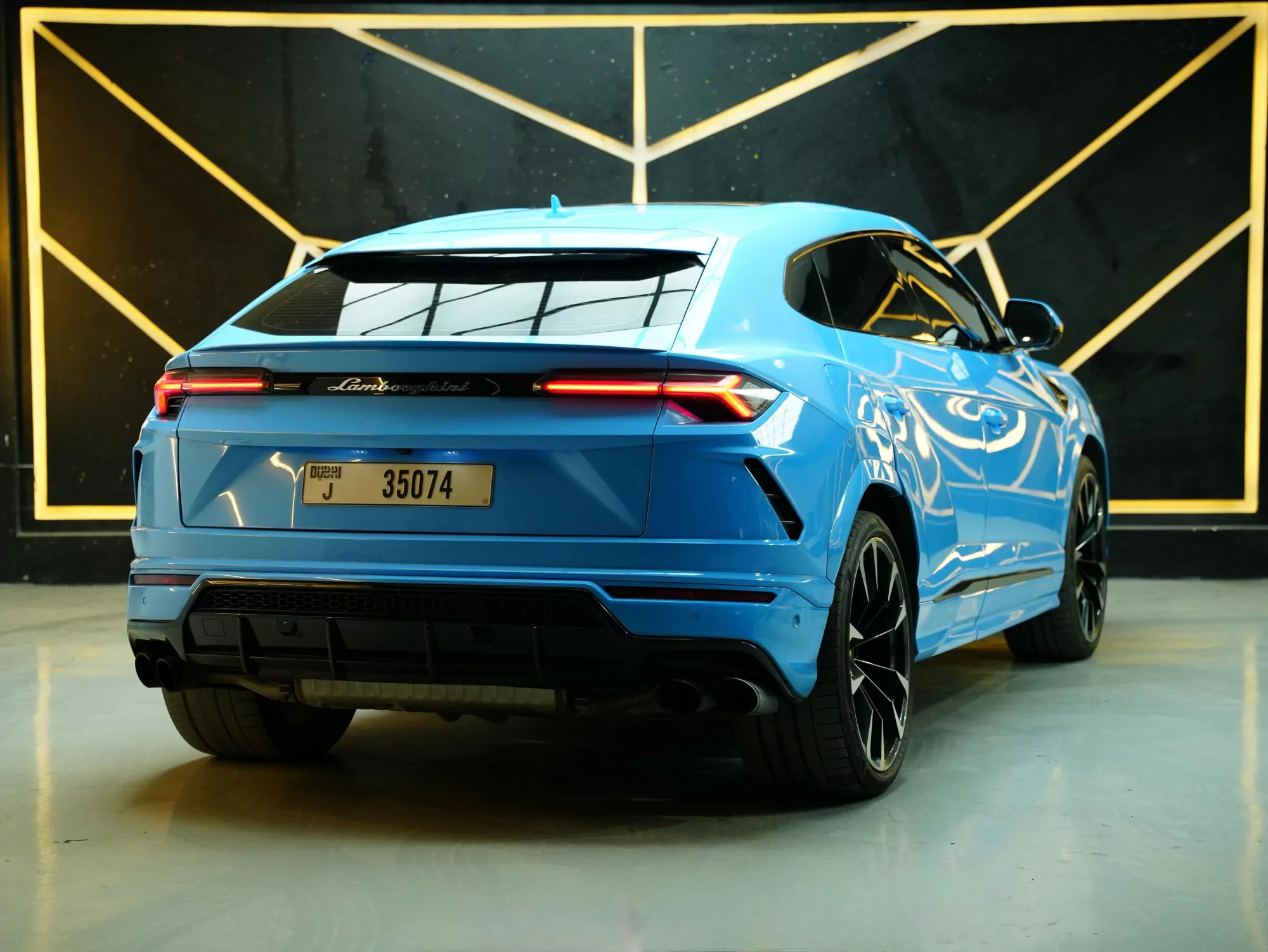 Lamborghini Urus V8TT Blue