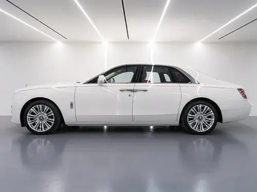 Roll Royce Ghost V12 White