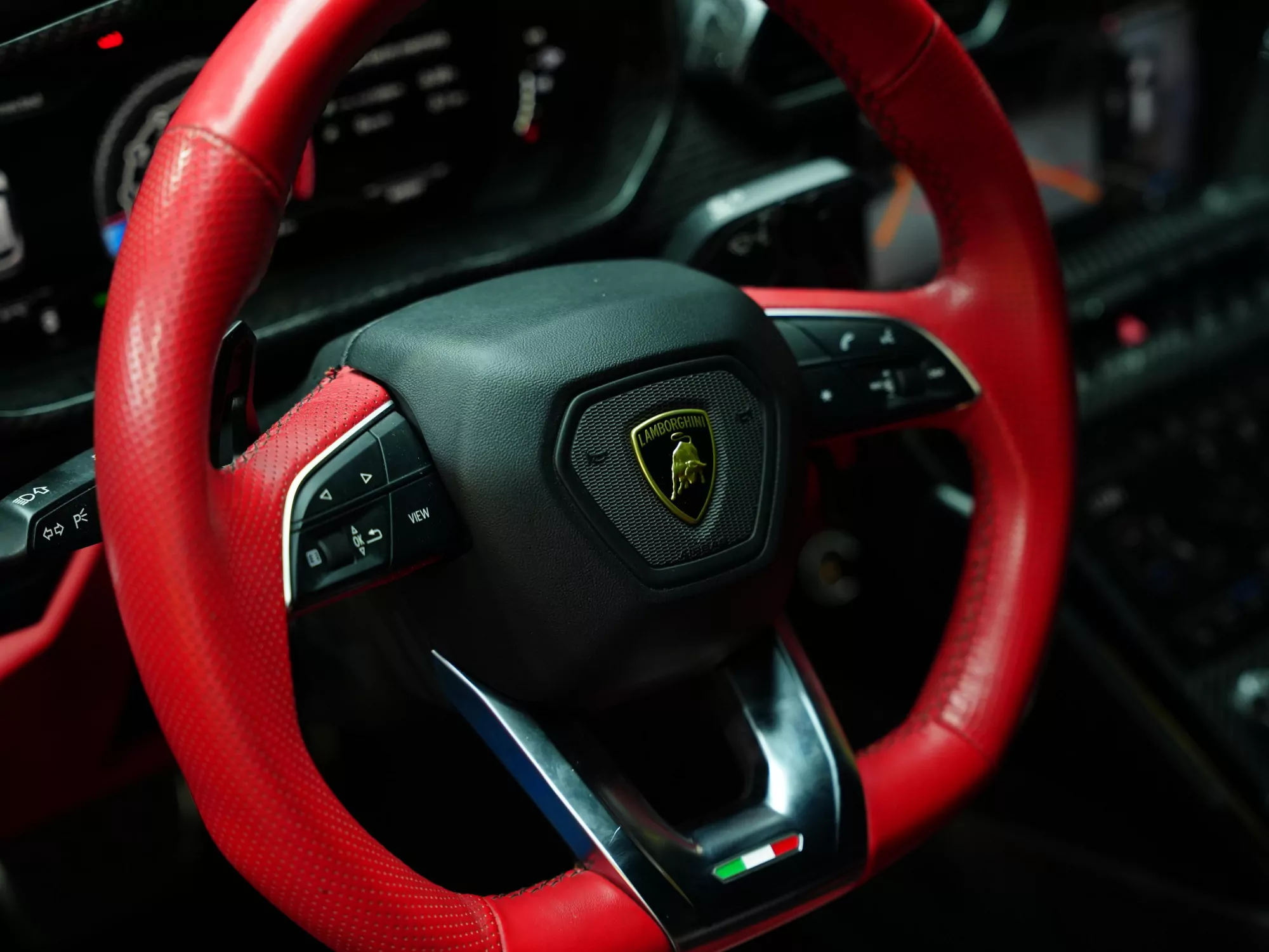 Lamborghini Urus V8TT Blue