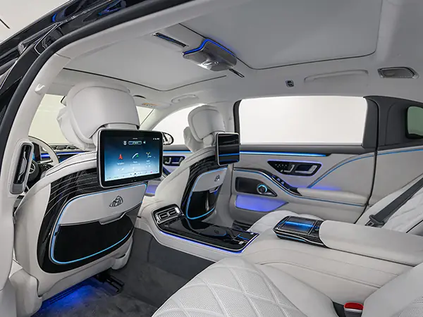 Mercedes Maybach S680 Black