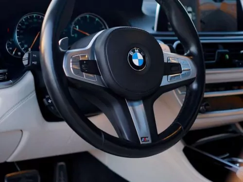 BMW 740i, 2019