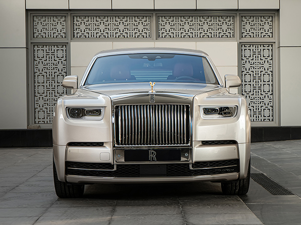 Rolls Royce Phantom EWB V12 Gold
