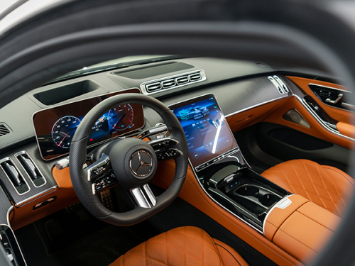 Mercedes S580 V8 Black