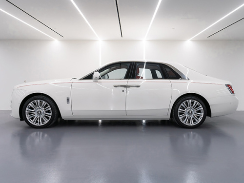 Roll Royce Ghost V12 White